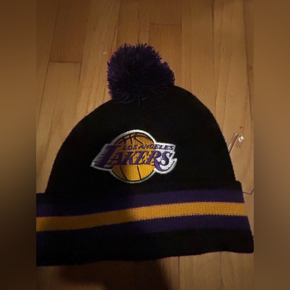 Lakers beenie